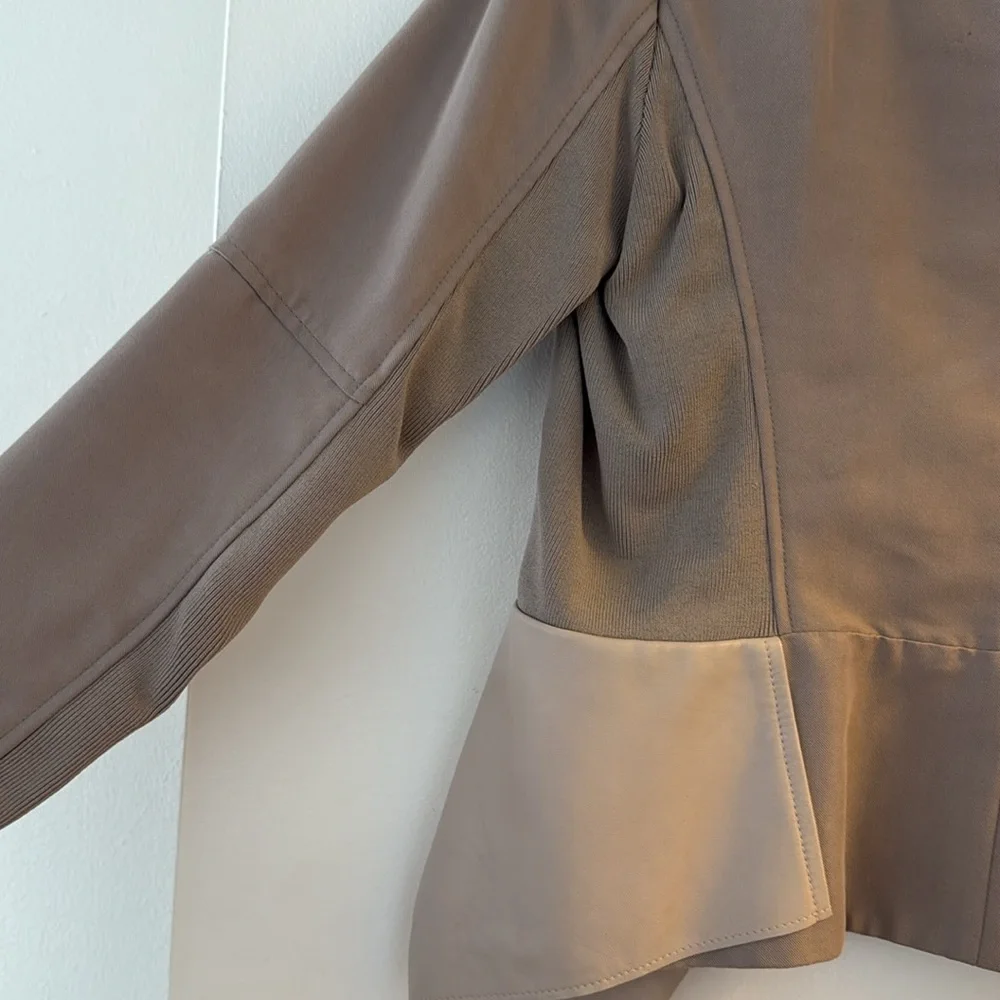 Halston Jacket - Picture 6 of 6
